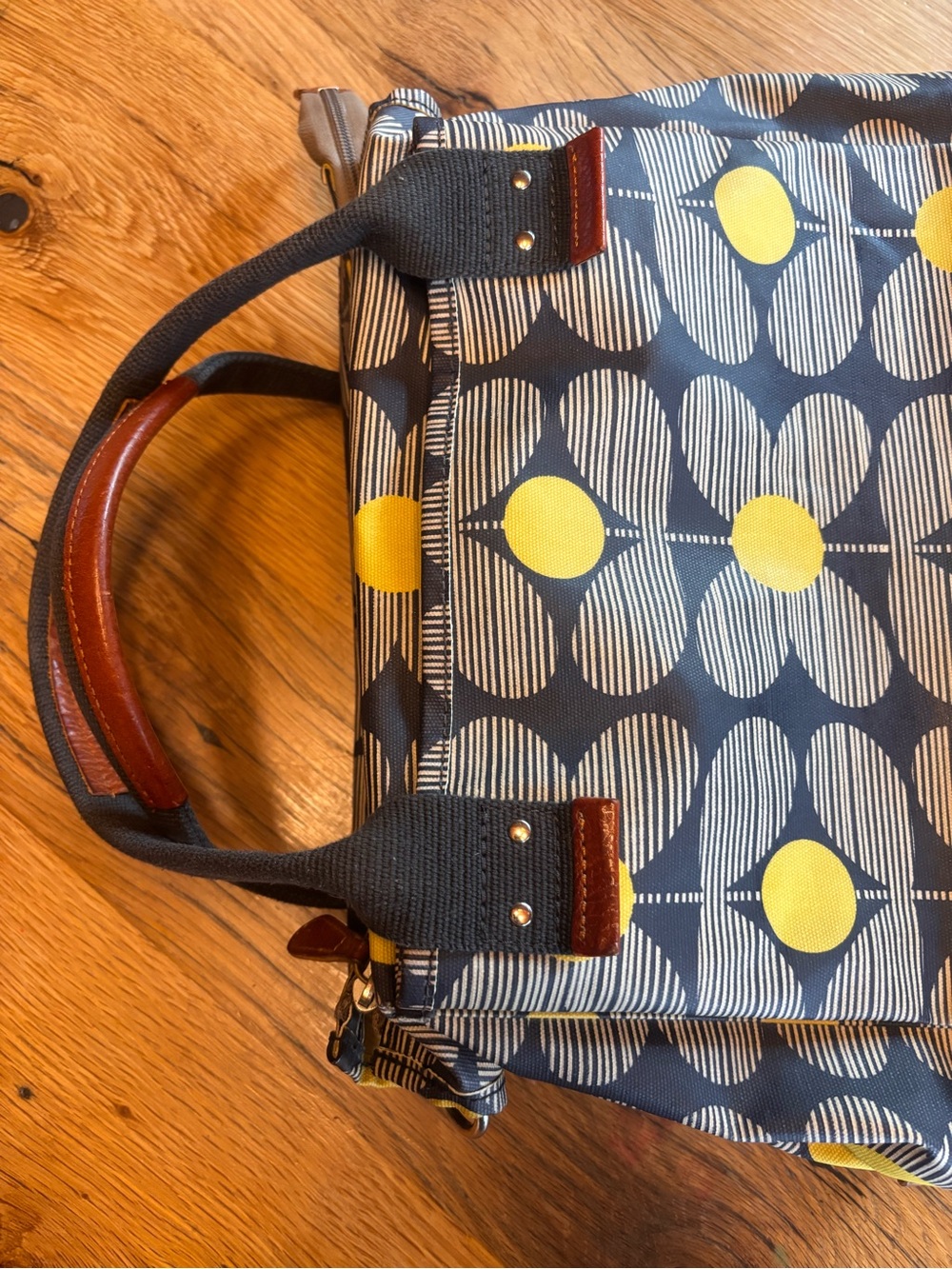 Orla Kiely Zip Messenger Bag / Good Condition - Picture 4 of 7